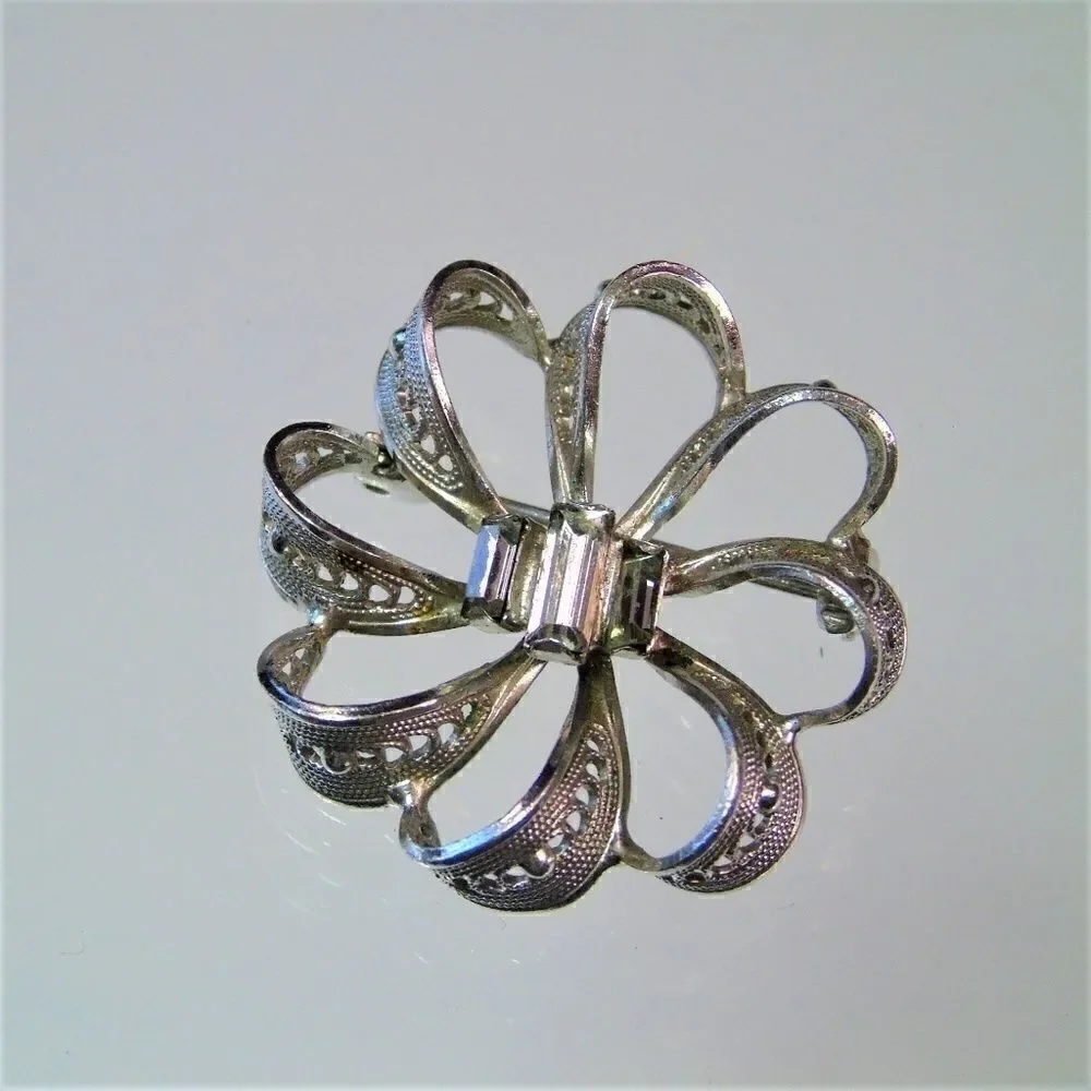 Continental Vintage Signed Silver Filigree Brooch